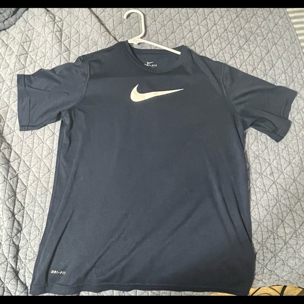 Nike kids shirt